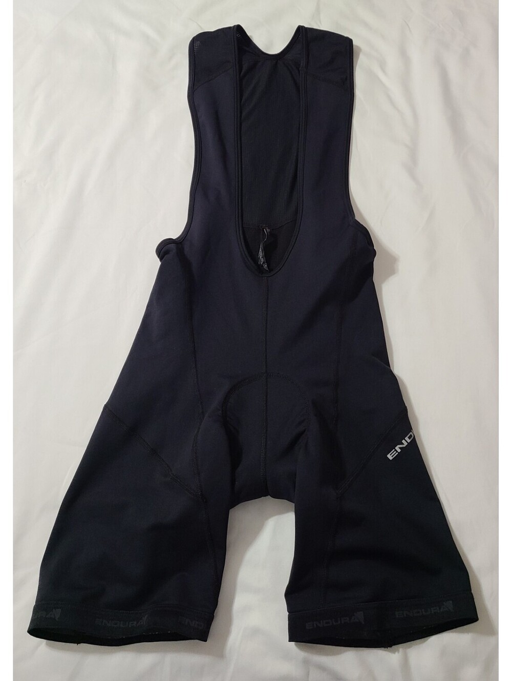 Endura Xtract Gel Bib Shorts Mens Size Medium Black Padded Cycling Road Bike EUC